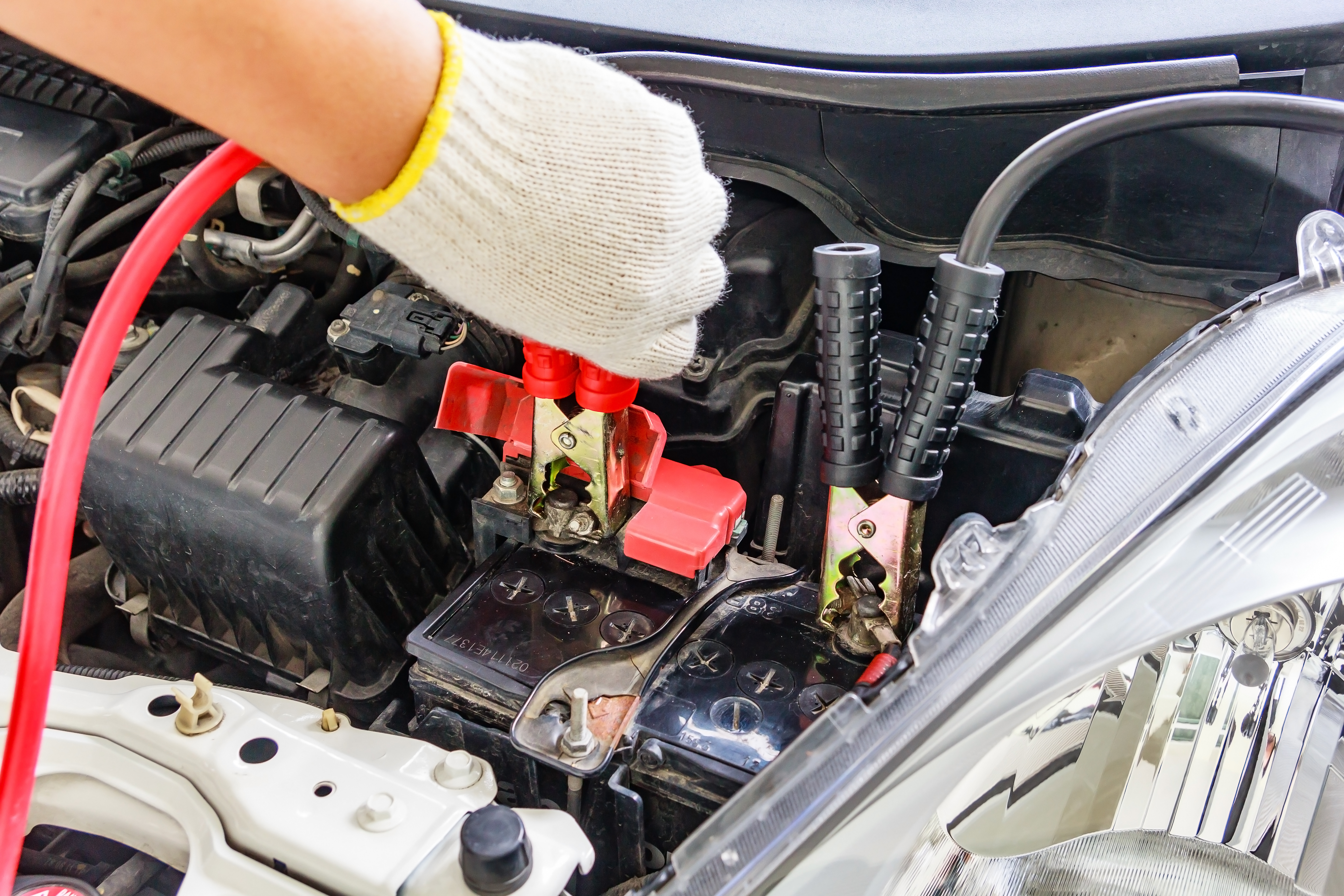 You are currently viewing Jump Starting Your Car? Here Are Things You Should Never Do