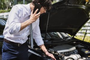 Read more about the article Signs That Your Car Need A Tow