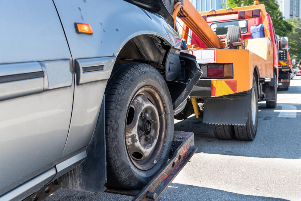 Read more about the article Wheel Lift Towing Weight Limits